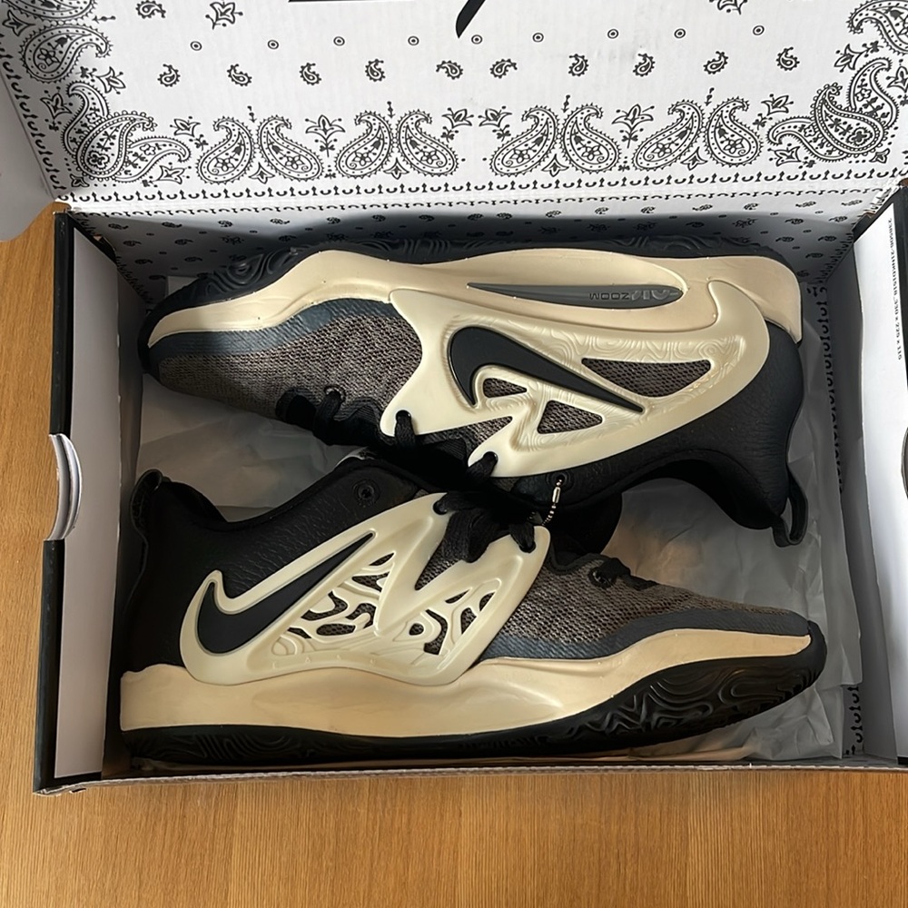 NIKE KD15: 50 YEARS OF HIP-HOP — BRAND NEW - Picture 2 of 9